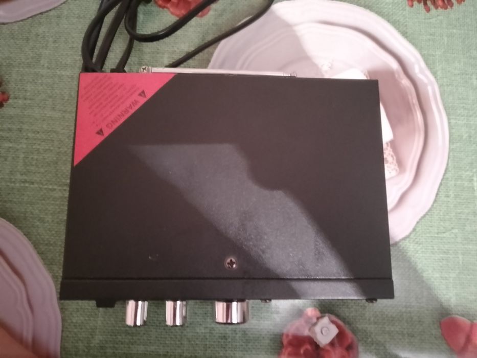 Продам усілітел звука бу