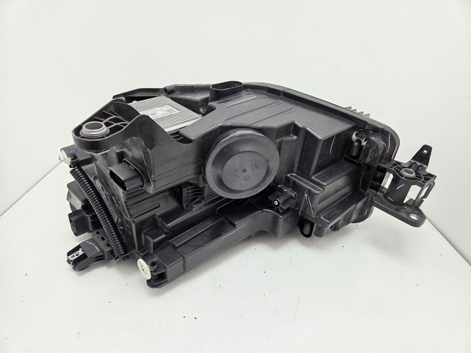 Фара права VW Atlas 2020-2023 Full Led Adaptive USA