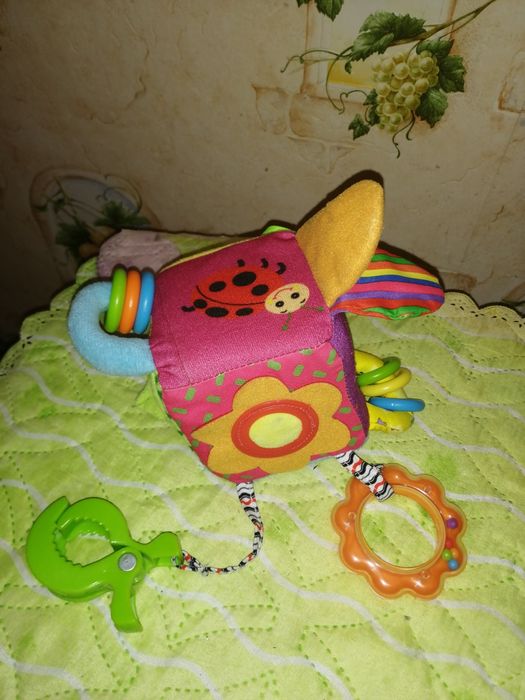 Игрушка развивающая 
