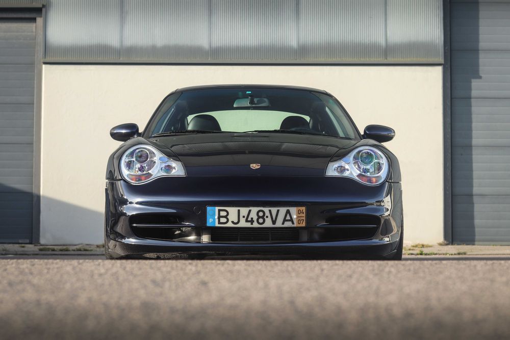 Porsche 911 (996) Carrera 4 - ACEITO RETOMAS (veículos/imoveis)