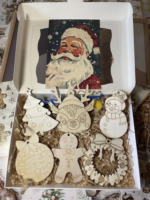 Набір,подарунок,іграшки на ялинку,зД розмальовки для дітей.