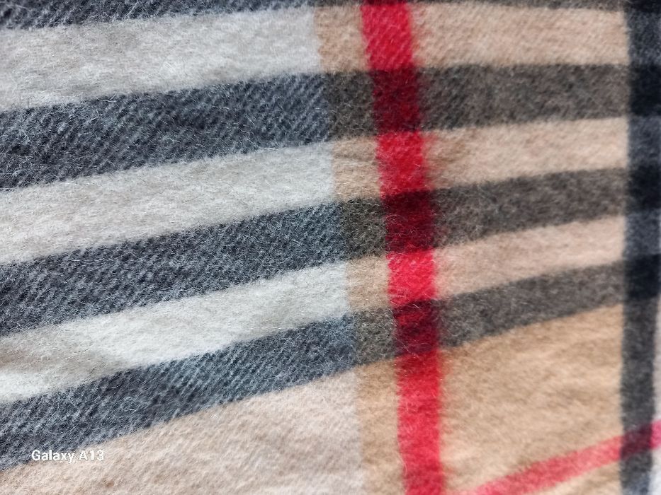 Burberry szalik damski wełniany