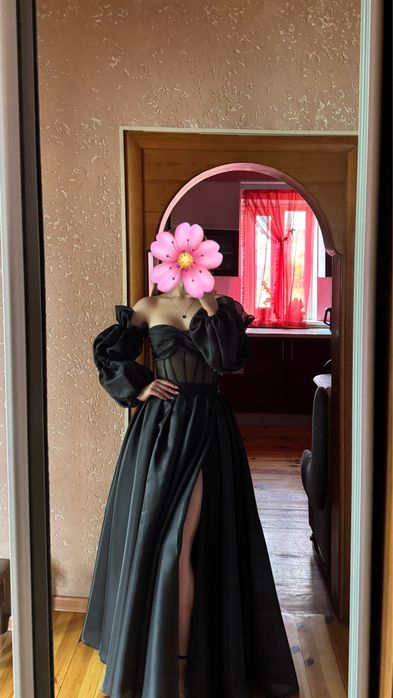 Випускна сукня чорна