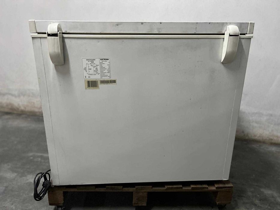 Arca horizontal Electronia de 198 litros