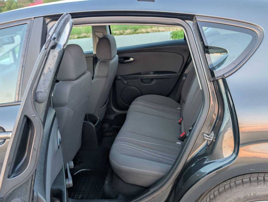 Samochód seat leon 2