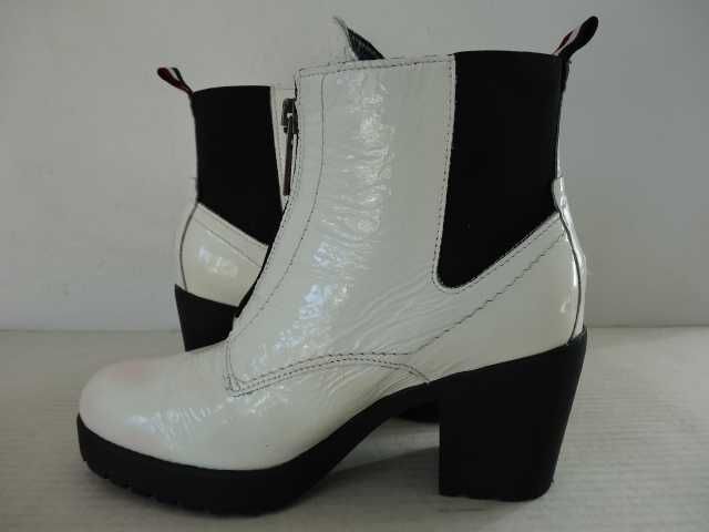 Buty TOMMY HILFIGER roz 39 Lakierowana Skóra Botki Damskie