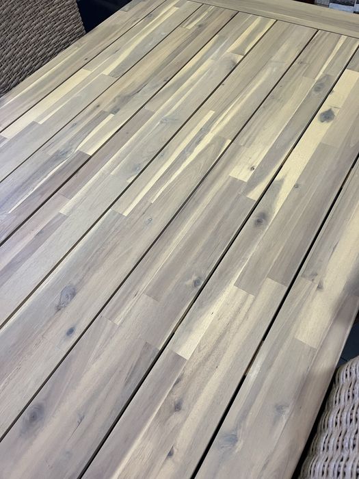 Vendo mesa de exterior e 6 cadeiras
