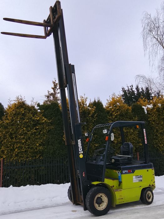 Wózek Widłowy Clark EPX25i Elektryczny Elektryk Widlak  2019 Triplex