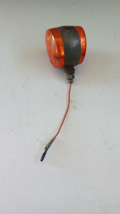 Piscas para mini trator