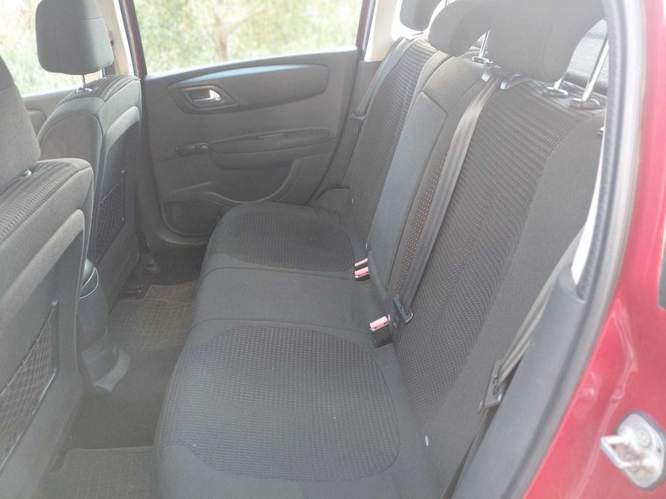 Citroën C4 — fotografia 9