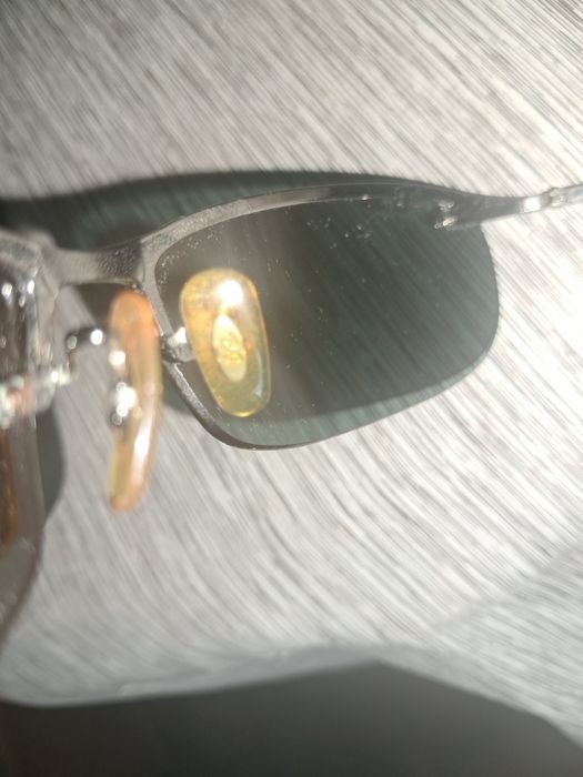 Óculos ray.ban semi novo