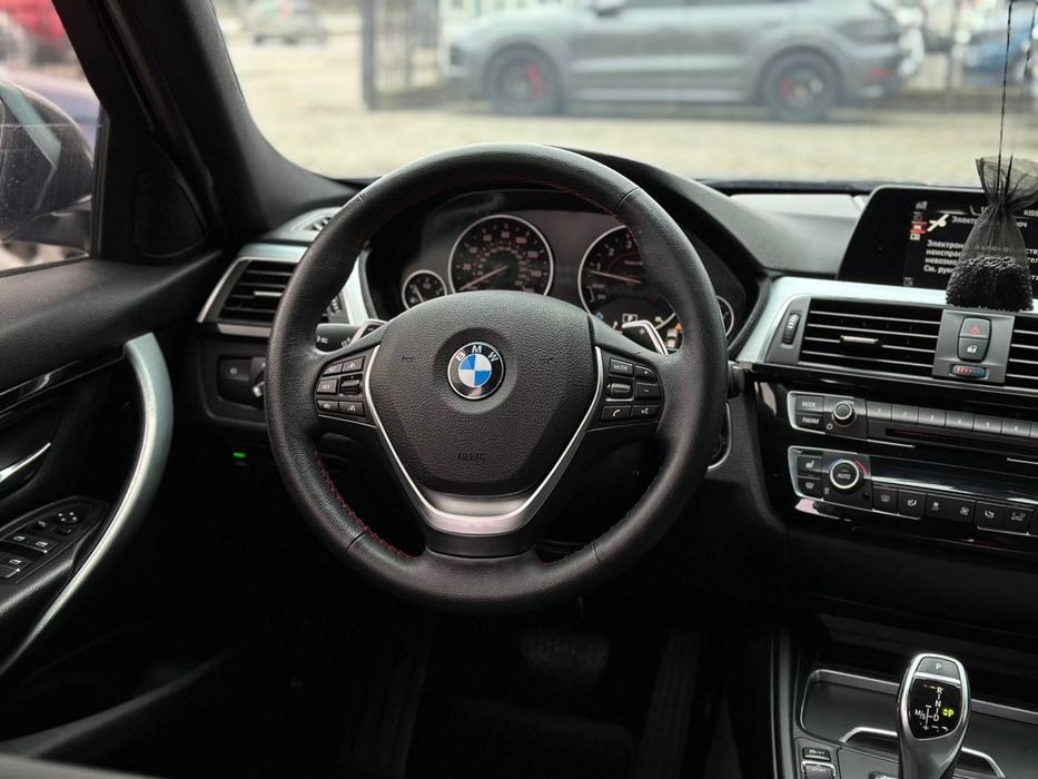 BMW F30 328i Facelift