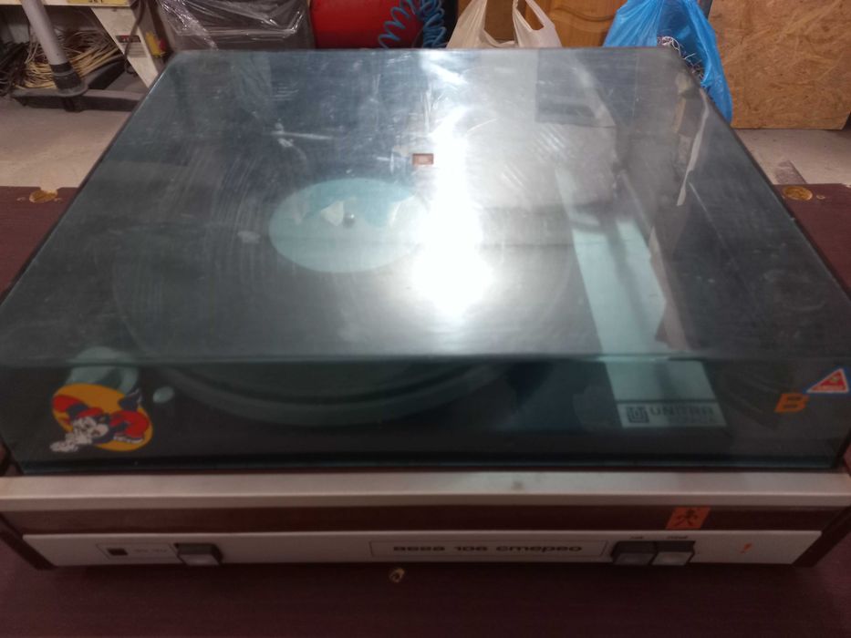 Програвач Вега 106