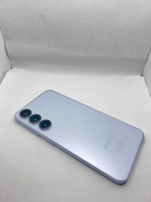 Samsung Galaxy S25 5G 128 GB – sprawny, konto Google