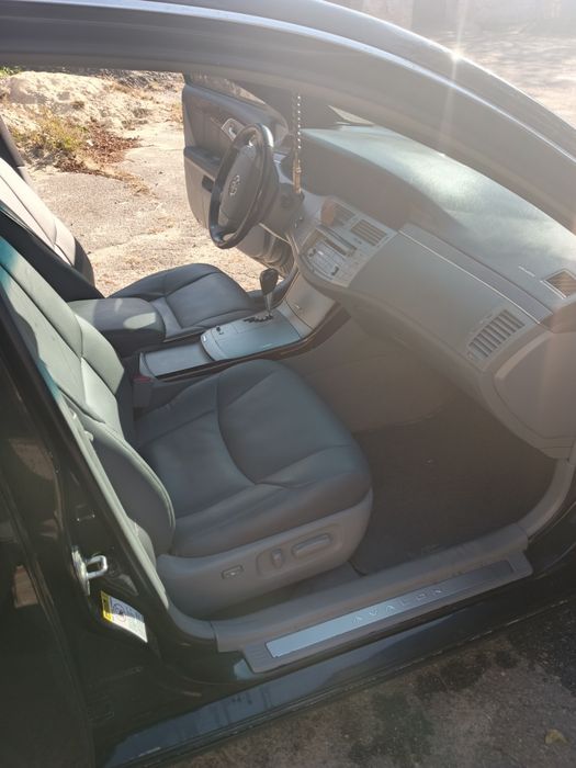 Продам Toyota Avalon 2008  3.5
