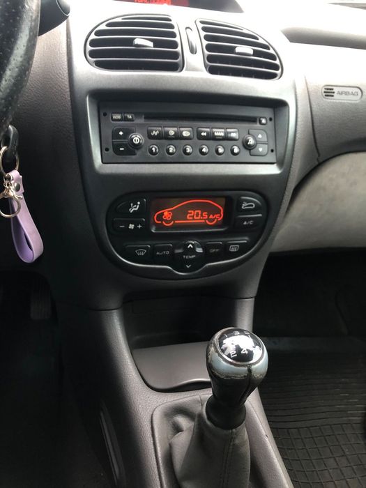 Peugeot 207 206/2004r#1.4 benzyna#