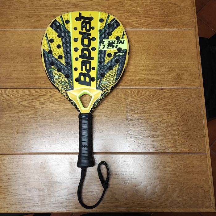 Vendo duas raquetes de pastel ambas com uso de 6 meses