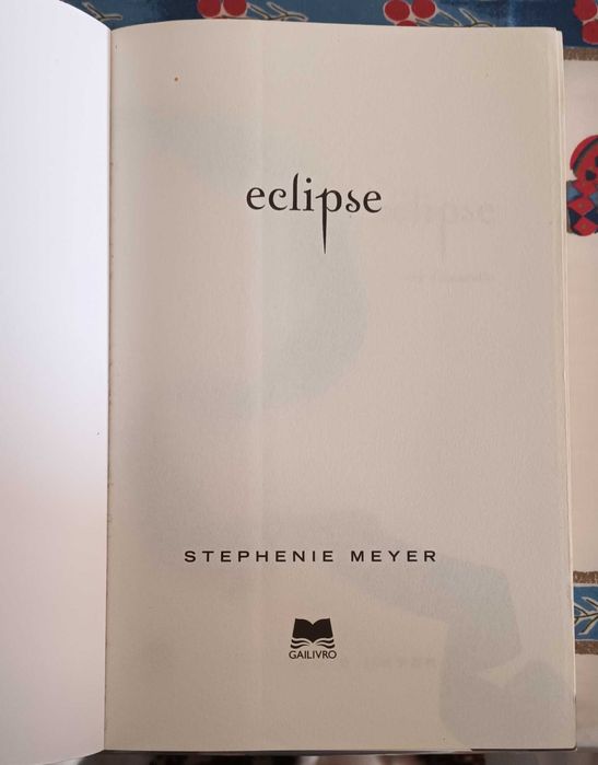 Livro " Eclipse"