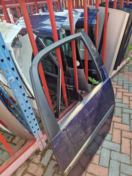 Дверь задняя Шкода Румстер 2006-2015 дверка задня Roomster