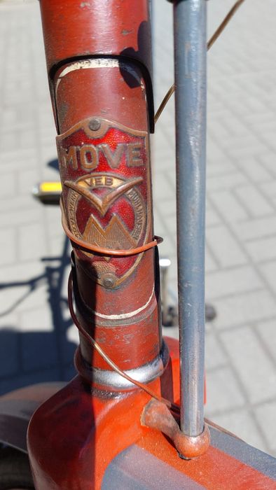 Zabytkowy rower Move