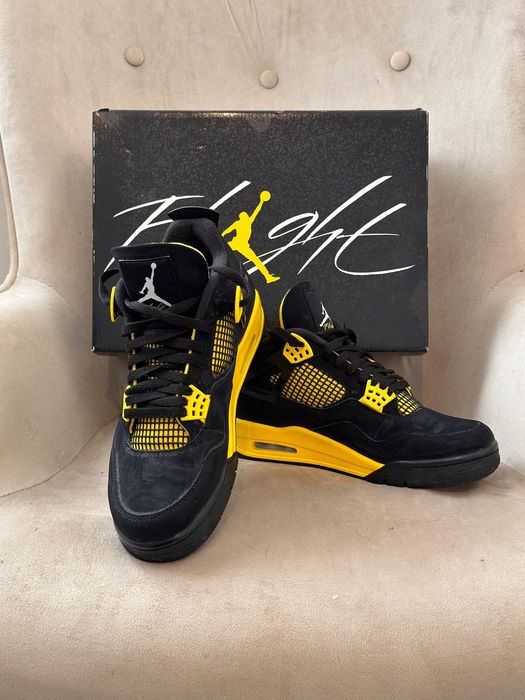 Nike Air Jordan 4 “Thunder” 43