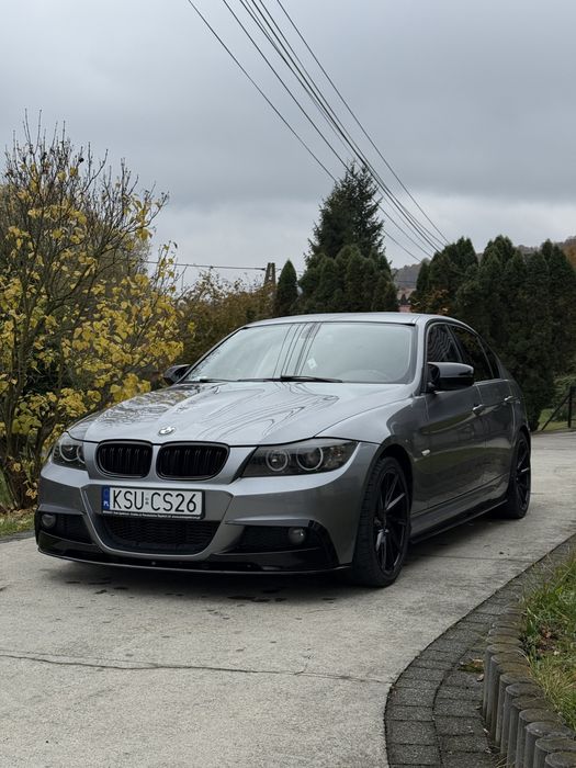 BMW  e90 320d 2011