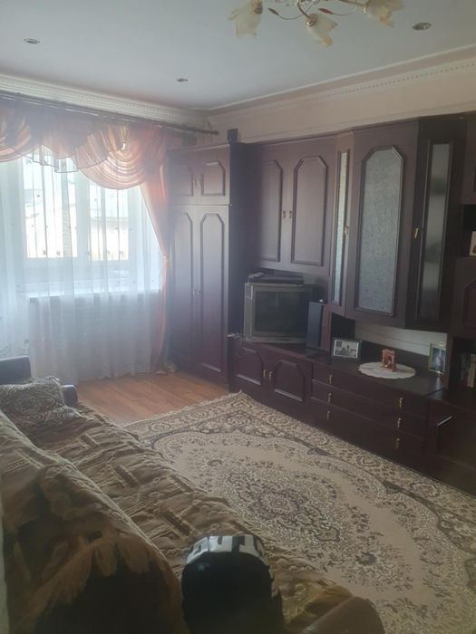 Продаж 2 кімнатної квартири з меблями та технікою