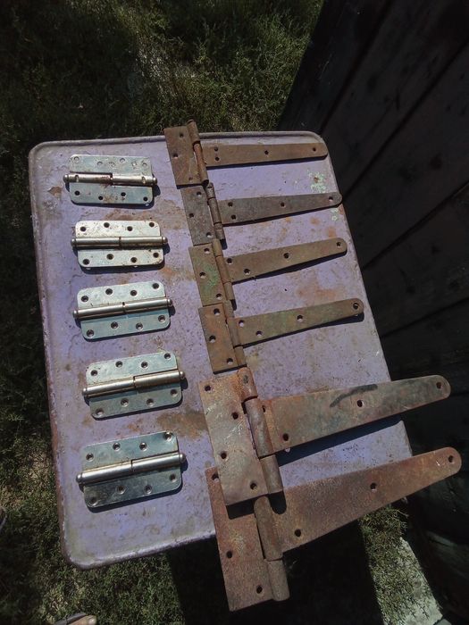 Продам завесы,петли на калитку