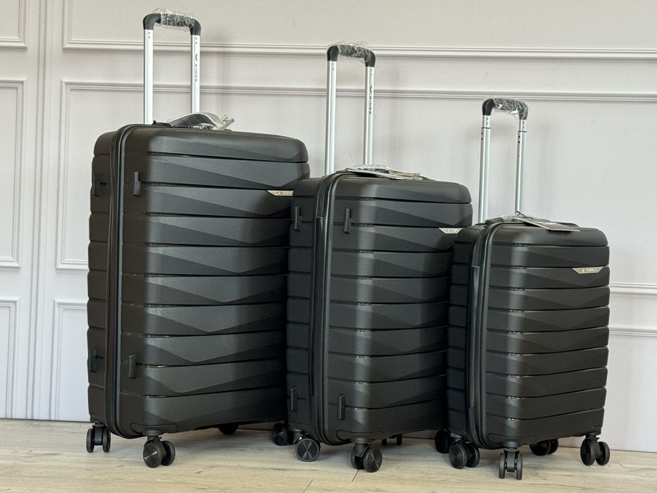 Валіза чемодан чкмоданы Wings DQZ01 (100% поліпропілен) POLAND