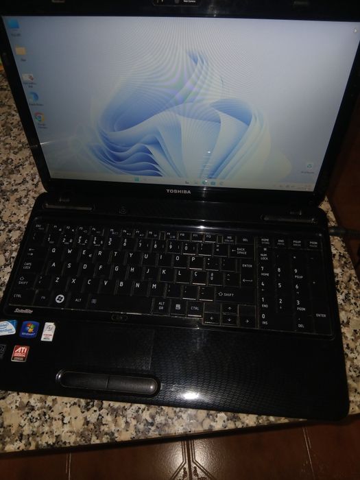 Portatil toshiba