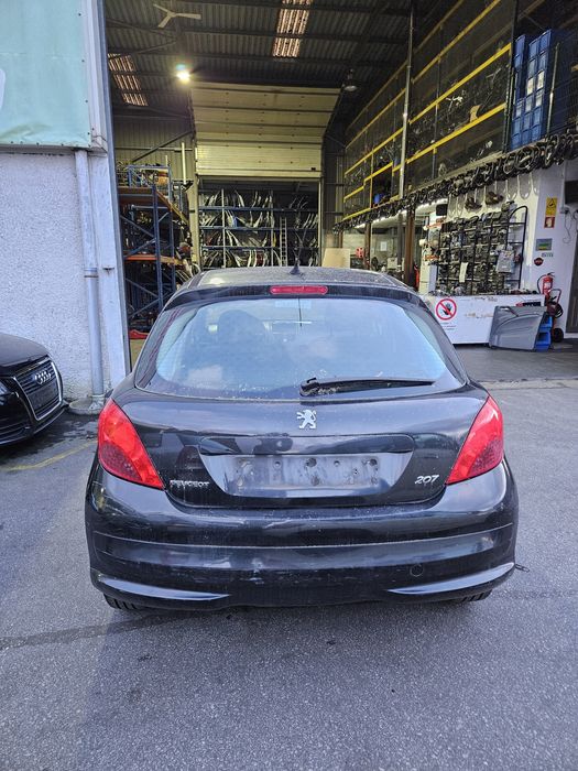 Peugeot 207 1.4i de 2007 para peças