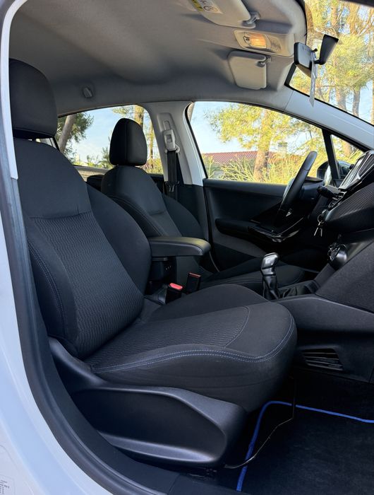 Peugeot 208 1.6 HDi Style•193000Km