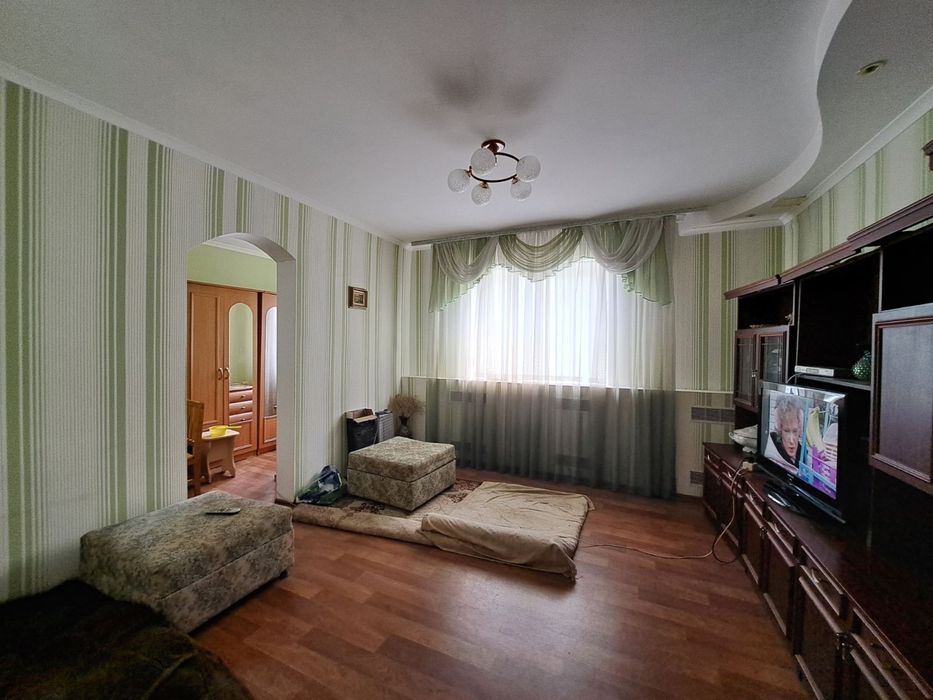 Продаж будинку в Шевченківському р-ні, Тепличний