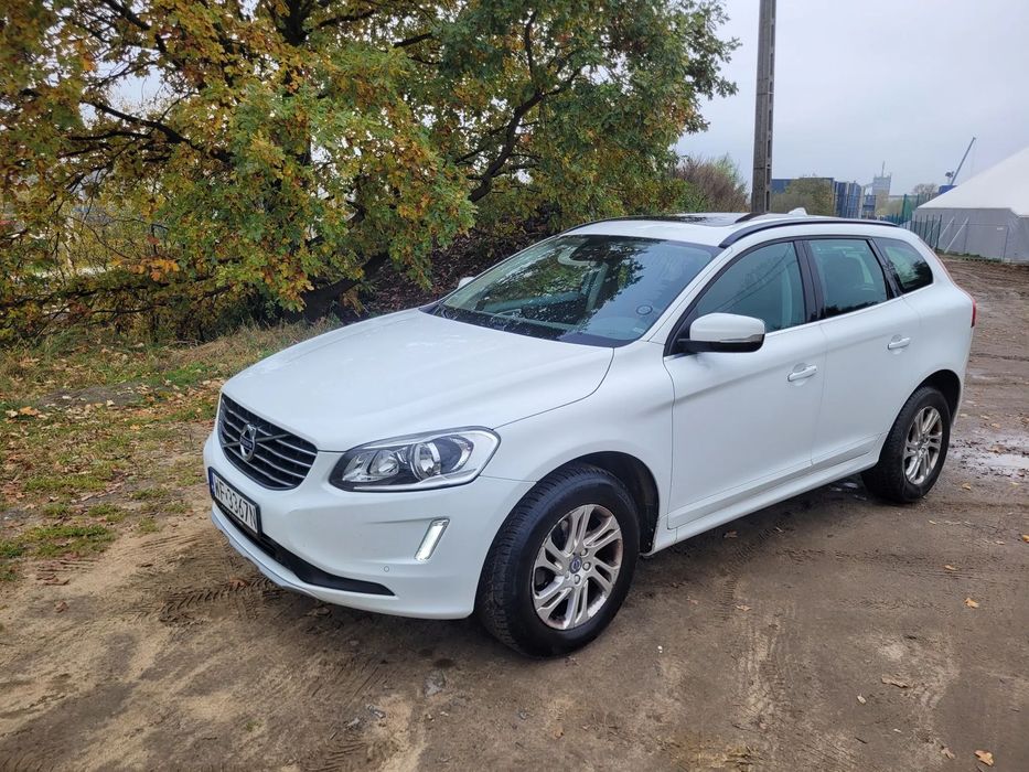 Volvo XC 60 VOLVO XC 60 2.0 150KM Momentum