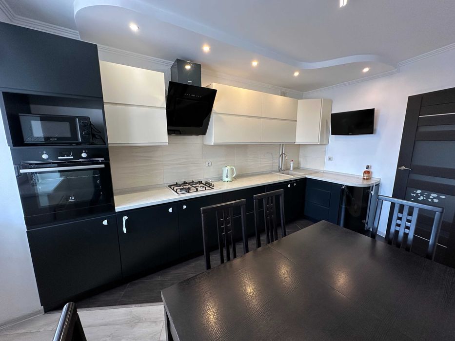 Оренда 2кім. квартири по вул. Симоненка