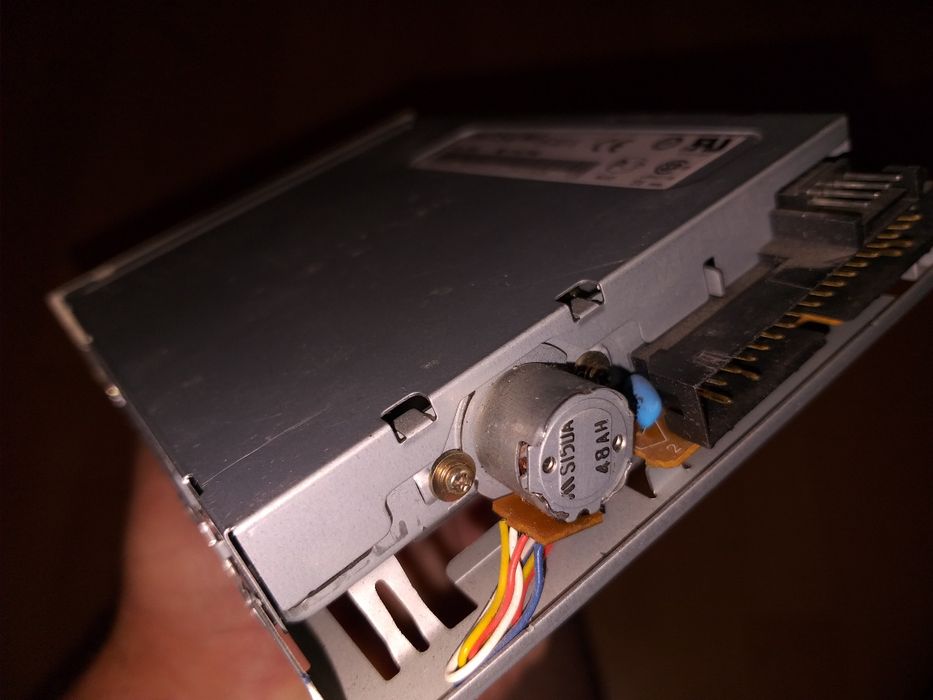 Дисковод Mitsumi б.у.