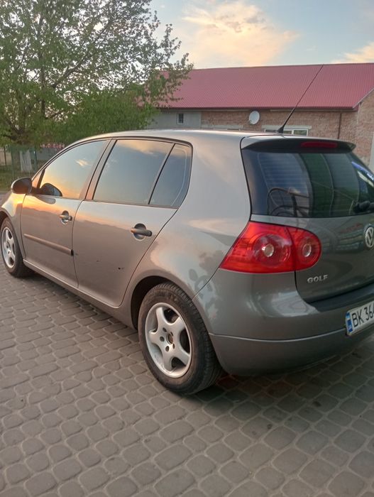 Продам гольфік 5