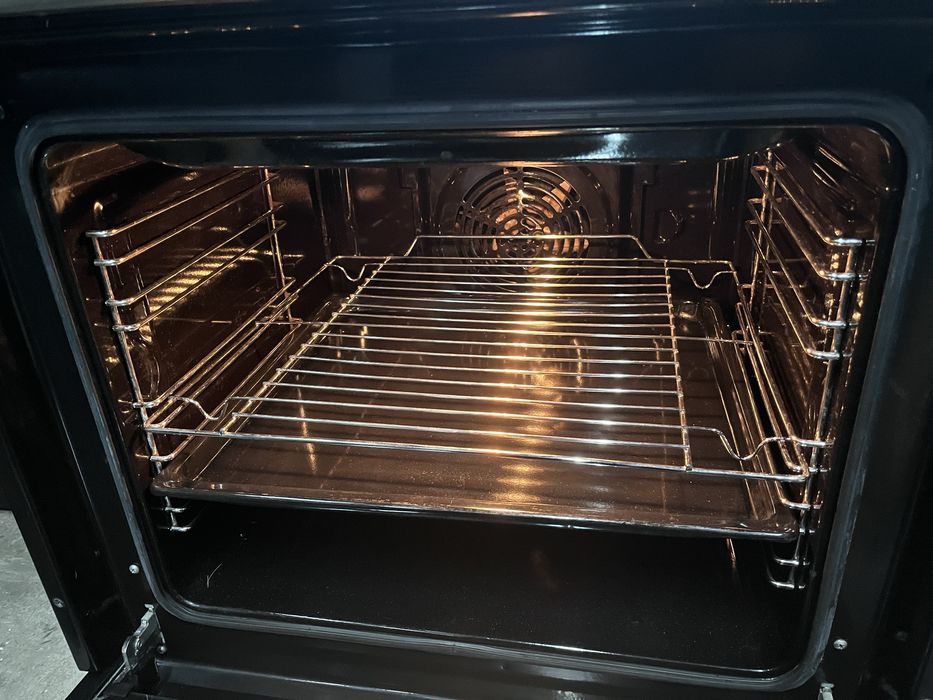 Kuchenka Amica 60cm gazowo elektryczna |12msc |Dobry stan |Dowóz