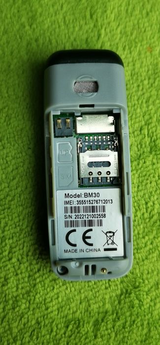 Mini telefon komórkowy na kartę SIM