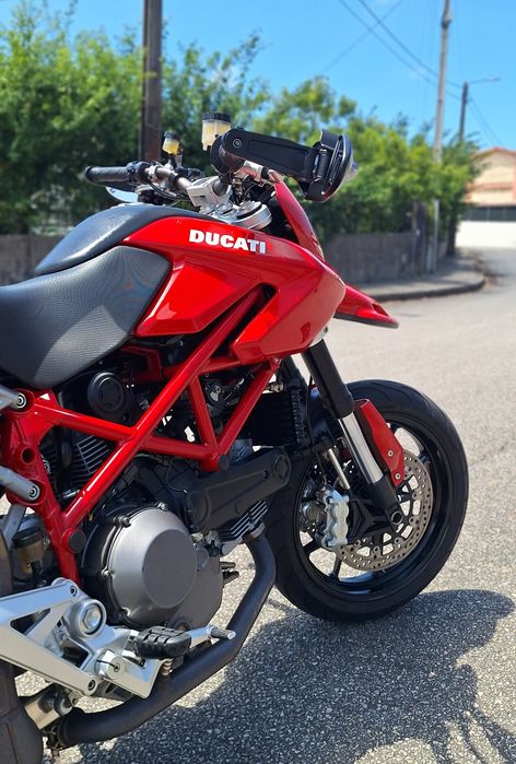 Ducati Hypermotard 1100 EVO – 2011 | 19.500 km | Nacional