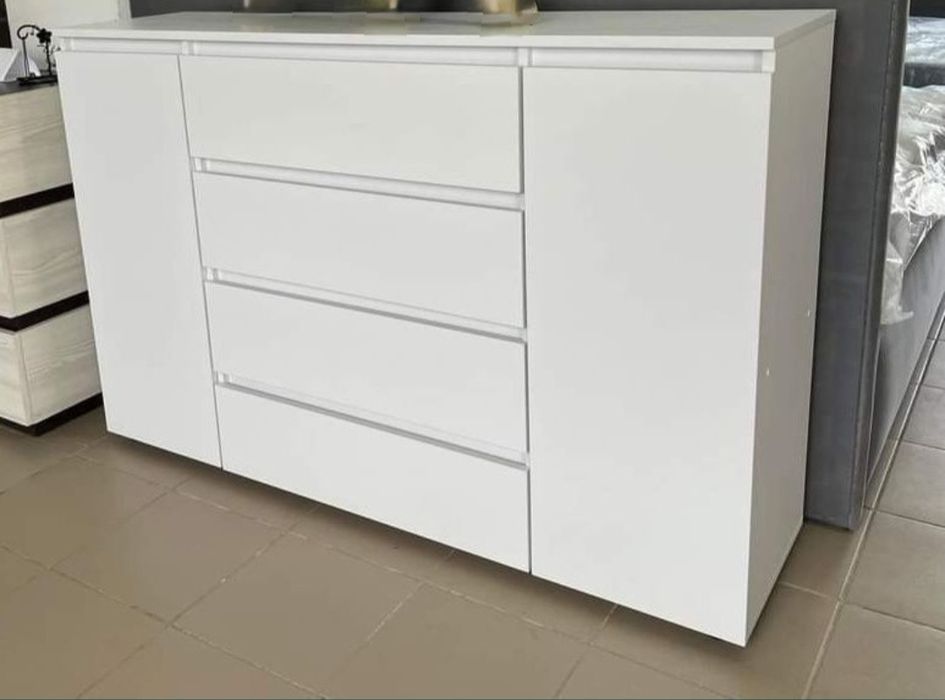 Акция . Комоды в наличии. Без ручек.