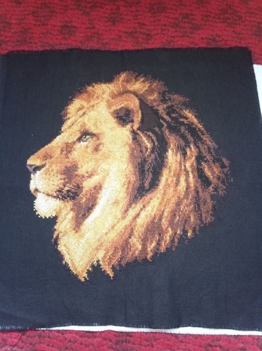 Картини вишиті бісером та хрестиком