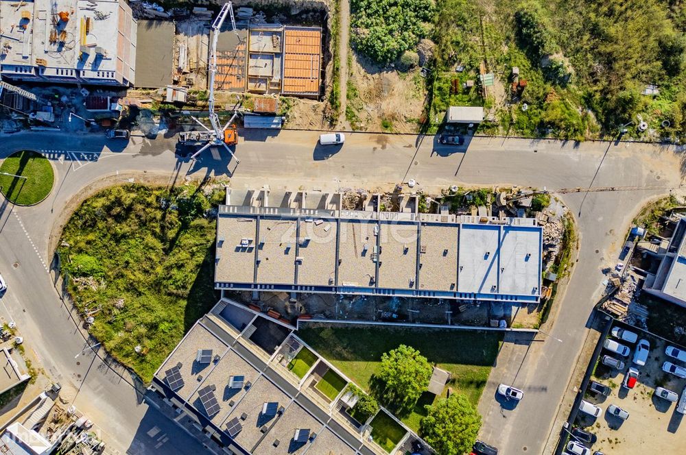 Moradia Gaveto T3 | Construção | Frossos-Braga | Amplo Espaço Exter...