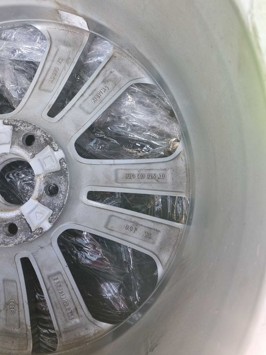 Диск AUDI Q серії 8UO601025AD