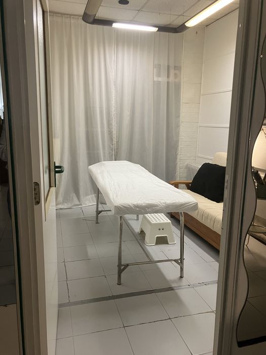 Cede- se gabinete estetica em salao de cabeleireiro dia/ hora desde