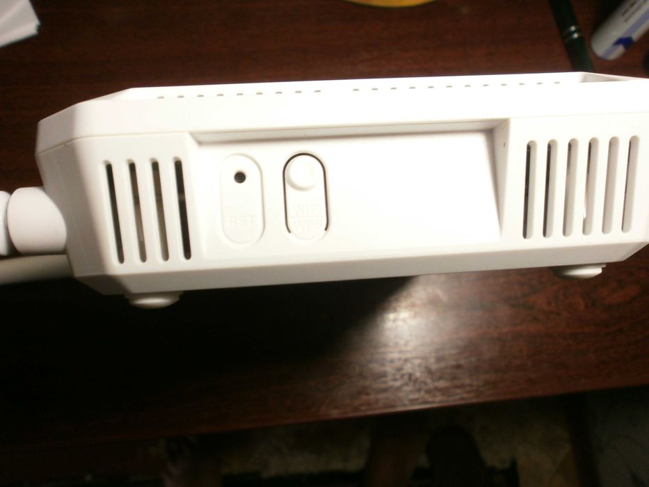 Беспроводный маршрутоуказатель (роутер) HL-4GMV 4.