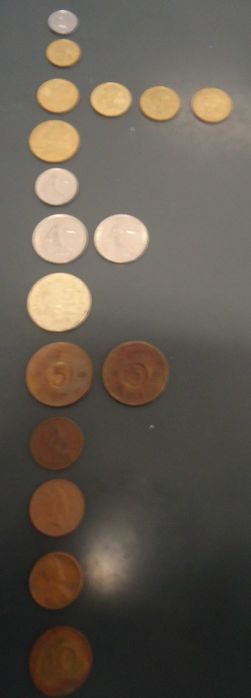 Moedas antigas de vários países