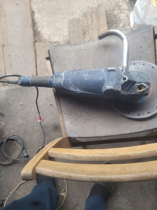 Продам болгарку,в рабочем состоянии