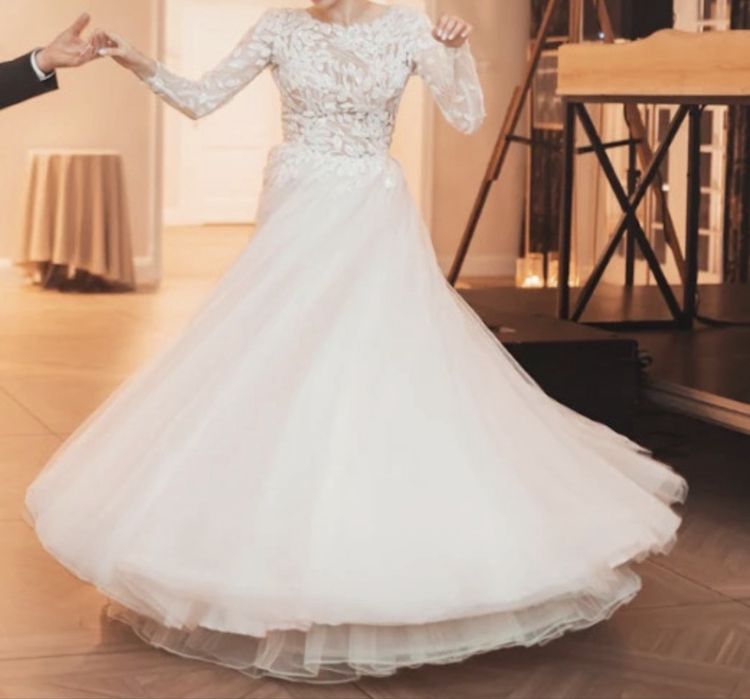 Suknia ślubna 36/38 Oksana Mukha