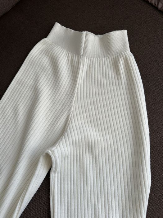 Білі теплі штани